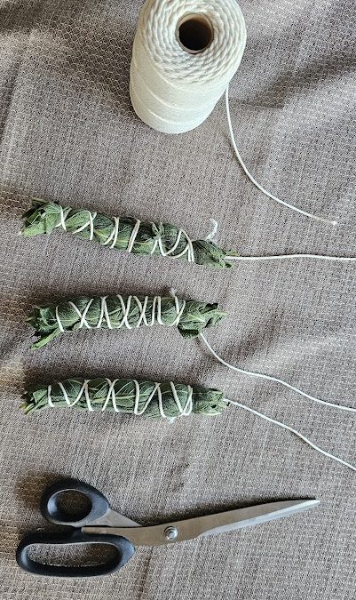 Making Sage Bundle Sticks